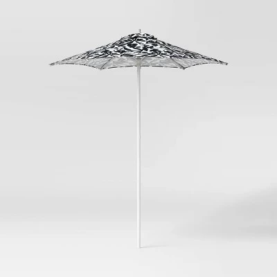 6' Round Outdoor Patio Market Umbrella With Black Pole - Room Essentials™ 13 6' Round Outdoor Patio Market Umbrella With Black Pole - Room Essentials™ - Image 11