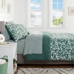 Floral Printed Microfiber Reversible Comforter & Sheets Set Dark Green - Room Essentials™