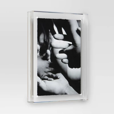 Acrylic Block Image Frame Clear - Room Essentials™ 5 Acrylic Block Image Frame Clear - Room Essentials™ - Image 3